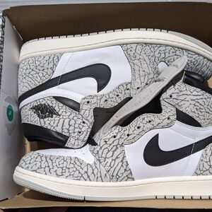 Nike Air Jordan 1 Retro High OG Sneakers
